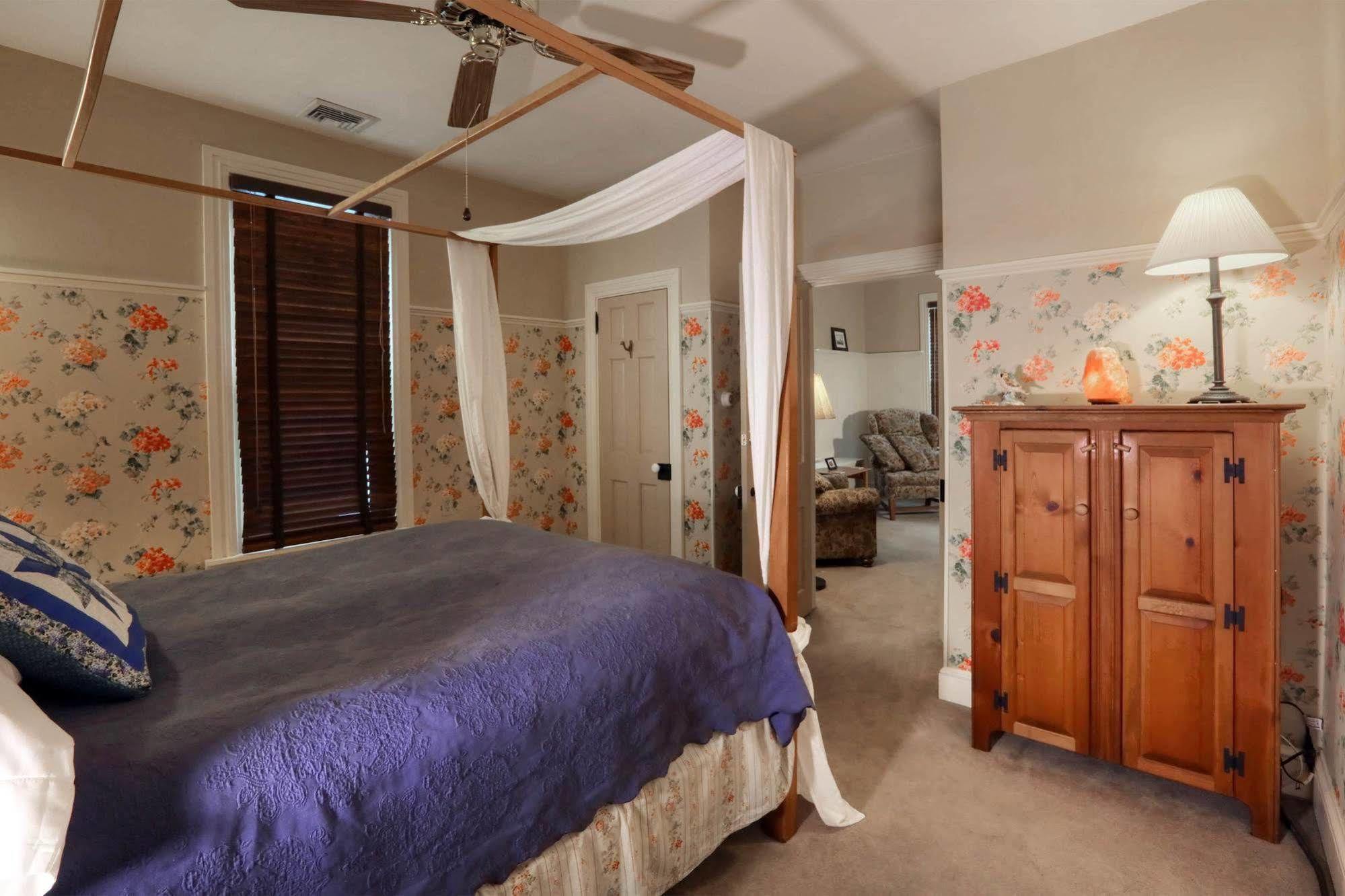 Apple Bin Inn Willow Street Экстерьер фото